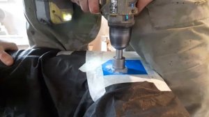 сверление отверстия в эмалированной ванне.