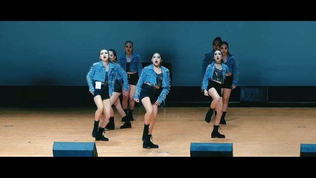 여중생들의 끝장 칼군무 TEEN's PERFECT POWERFUL DANCE | 블링걸스 BLING GIRLS | Filmed by lEtudel смотреть онлайн