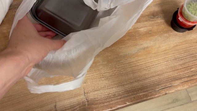 Обзор и дегустация роллов "Белый дракон" и "Фуджи ролл" смотреть онлайн