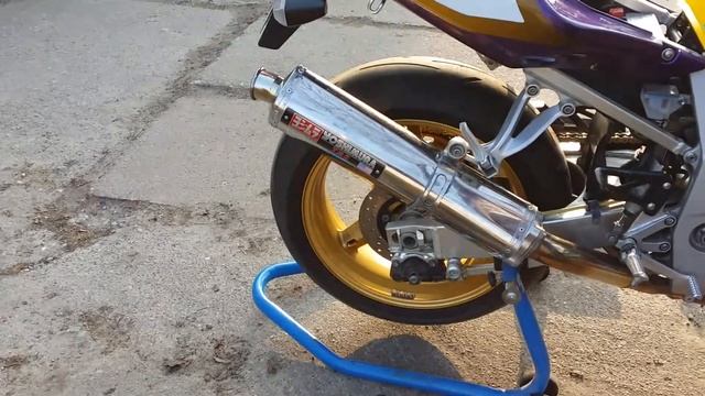 GSX-R 600 K3 Yoshimura TRS Exhaust 2 смотреть онлайн