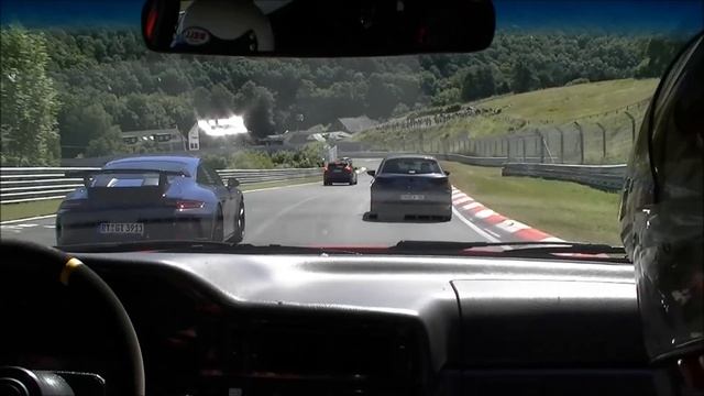 Volvo 850 R Nürburgring Nordschleife 8.32BTG busy lap behind a Porsche GT3 смотреть онлайн