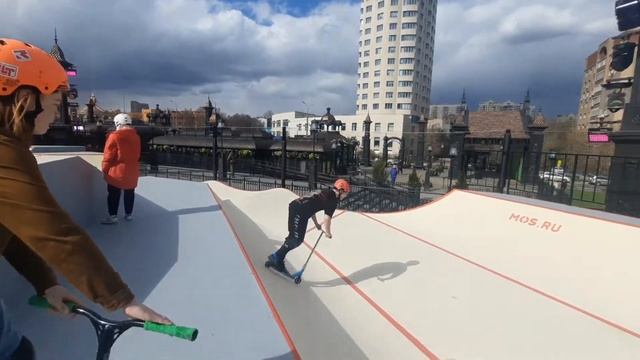 про самокатеры решили сыграть в s.c.o.o.t/что же там было!? смотреть онлайн