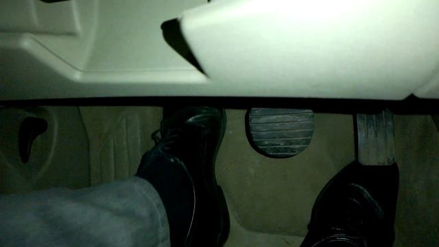 Noisy clutch bearing - Laguna 3 2.0dCi 175hp смотреть онлайн