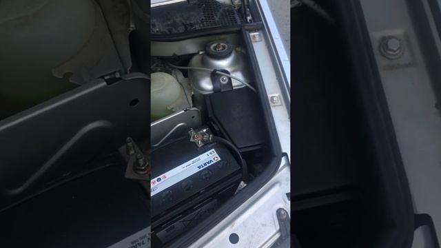 Замена контактной группы замка зажигания Лада Ларгус. часть 2 смотреть онлайн