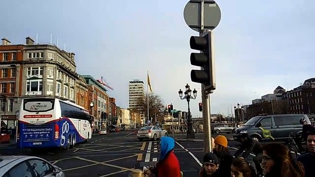 Дублин, Dublin (англ.), Duibhlinn (ирл.) — столица и самый большой город Ирландской Республики