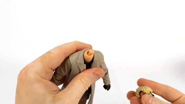 Обзор фигурки Назад в Будущее (Neca). Док Браун