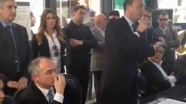 La visita del segretario nazionale del PdL, Angelino Alfano 5 смотреть онлайн
