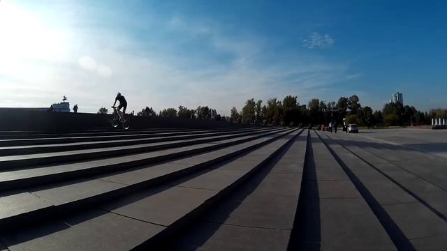 Лестничный апхилл смотреть онлайн