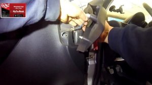 Opel Corsa C (2000-2006) door panel removal