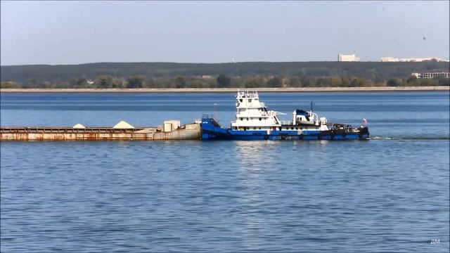 Буксир ОТА 930 с баржами Б 452 и 7681 и Волго Дон 5005 проходят Ульяновск 30 08 2021г смотреть онлайн