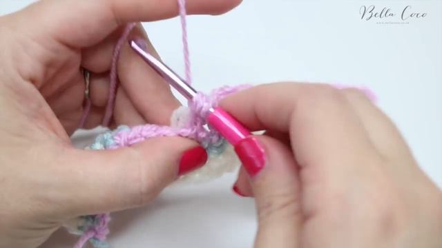 CROCHET: Bobble Stripe Blanket Part 1 | Bella Coco смотреть онлайн