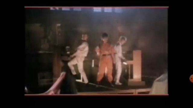 Пою песню Forever Young