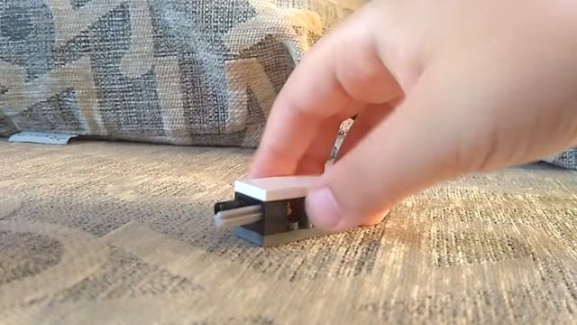 ДОМ ГОЛОВОЛОМКА ИЗ LEGO смотреть онлайн