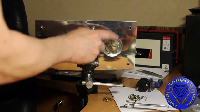 Защитная накладка сувальдных замков "ЯК" смотреть онлайн