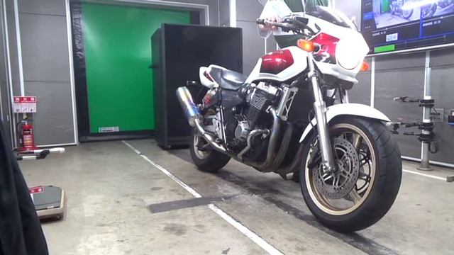 1999 Honda CB13000SF-r смотреть онлайн