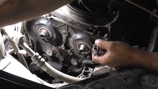 Замена помпы приора 16 клапанов