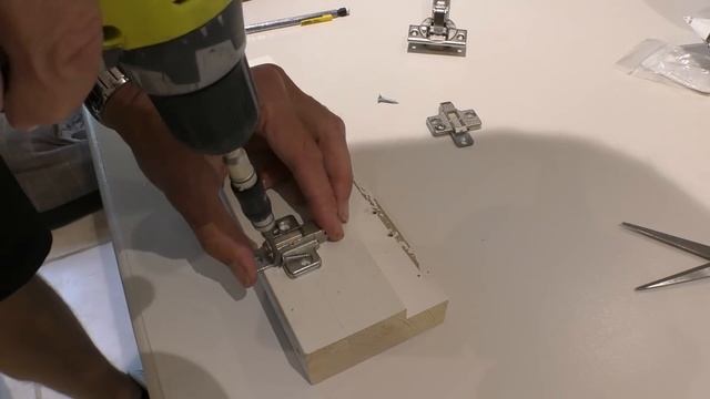 What Hinges To Use On MDF Panel Doors (& Wardrobes, Cabinets, Cupboards). Video 3/6