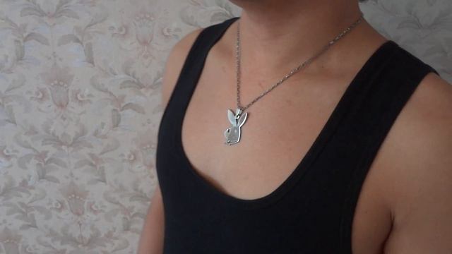 Кулон из стали "Playboy" смотреть онлайн