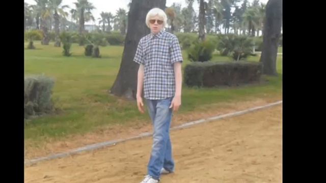 DATO-BERA IVANISHBILI-CIMGERA DEDAZE..:-(:-(:-(.. смотреть онлайн