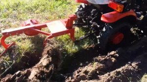 МТЗ 152 с двухкорпусным плугом ПНД-1