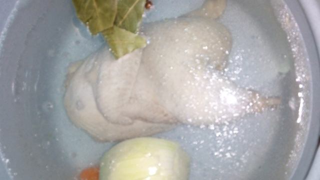 Рассольник с курицей и солеными помидорами смотреть онлайн