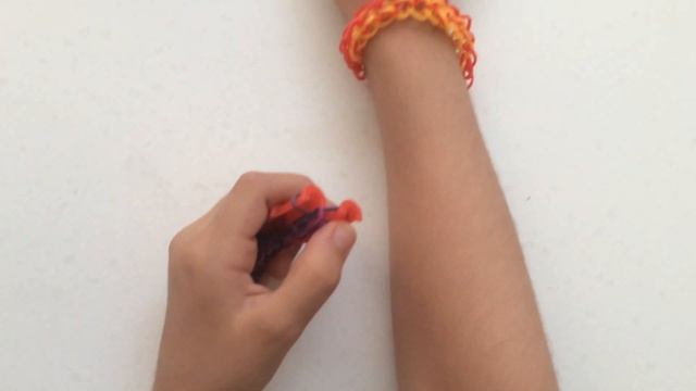 Браслет Драконья Чешуя из резинок Лум Бандс / Loom Bands .Урок 3. смотреть онлайн