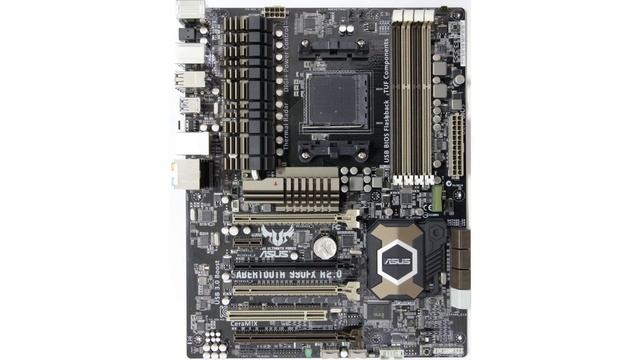 ASUS Sabertooth 990FX R2.0 (Взгляд ТК)