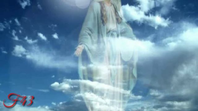 Ave María Techno Remix смотреть онлайн