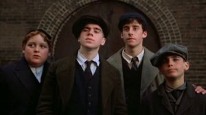 izzamuzzic - Smile (M/V)