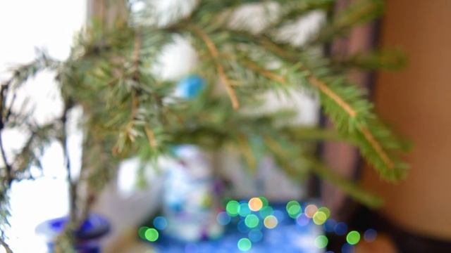 DIY. Новогодний декор. Ёлочка из ватных дисков. Снеговичок из носка (майки). Украшения для дома смотреть онлайн