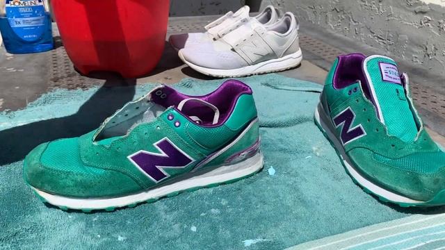 HOW TO CLEAN NEW BALANCES WITH HOUSEHOLD ITEMS! *TIPS AND TRICKS* смотреть онлайн