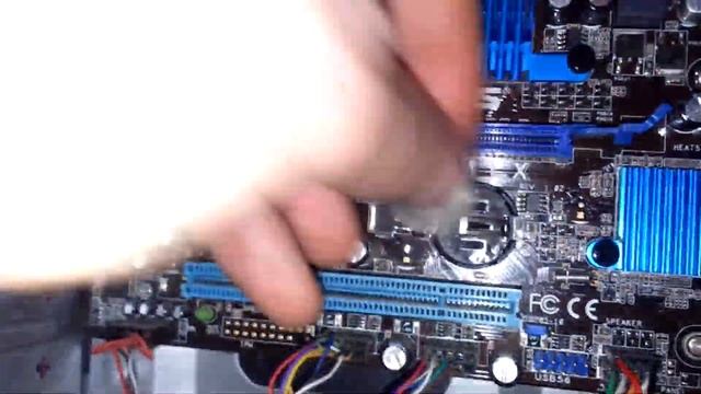 Сброс bios на материнской плате Asus M4A7BLT M LX смотреть онлайн