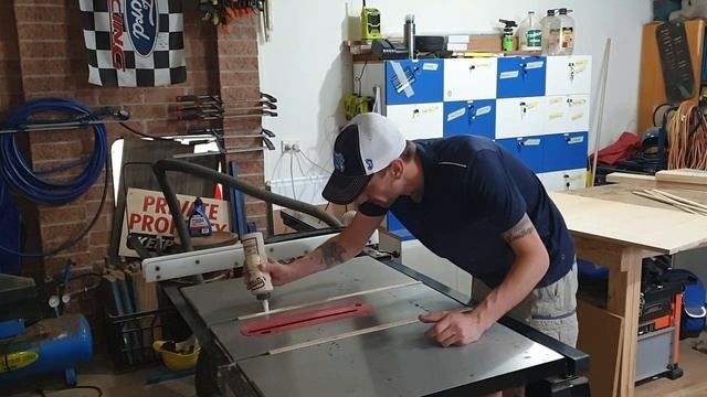 How to Build a Table Saw Crosscut Sled Jig смотреть онлайн