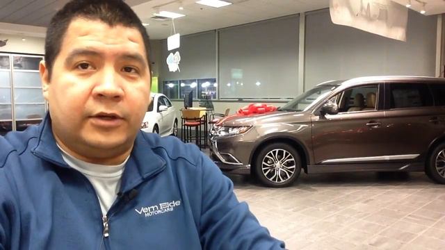 Mitsubishi Outlander is BETTER than a Subaru Forester смотреть онлайн