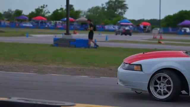 CLTX | Groovy Moves 22' смотреть онлайн