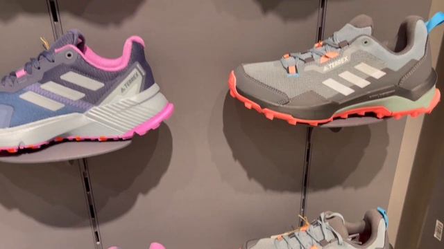 ШОПИНГ В ТУРЦИИ ? КРОССОВКИ adıdas, NIKE, PUMA, Reebok, Under Armour, Skechers ? Анталия июль 2022 смотреть онлайн