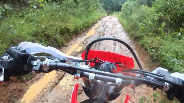 Honda CRF250F смотреть онлайн