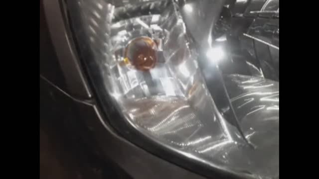 Как заменить лампу переднего указателя поворотов на Лада Гранта смотреть онлайн