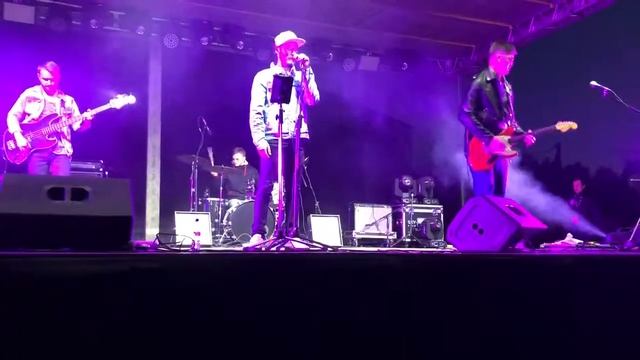 Молодость - Рыба (Ленинград) @ Жешарт смотреть онлайн