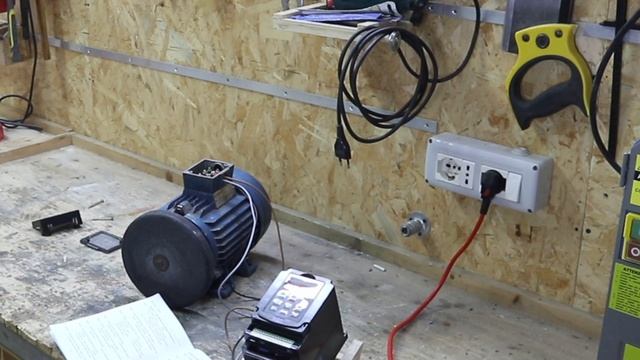 Connettere per la prima volta un inverter VEVOR a un motore trifase evitando di impazzire смотреть онлайн