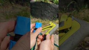Как надеть адаптер для шлангов и поливочный пистолет ? Показываю наглядно и в деталях)