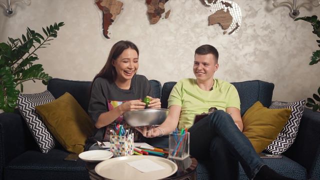 Кто хуже нарисует, тот и съест. Челлендж | Lerchek channel смотреть онлайн