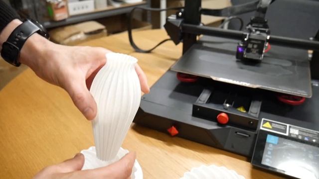 CREALITY CR-10 Smart Pro Unboxing, Setup and Review! смотреть онлайн