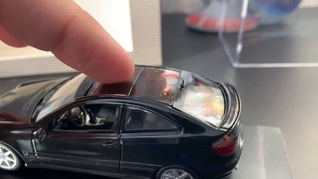 ЦЕШКА-КУПЕШКА) ОБЗОР МОДЕЛИ 1:43 MERCEDES-BENZ W203 C203 C-CLASS SPORT COUPE EVOLUTION | MINICHAMPS смотреть онлайн