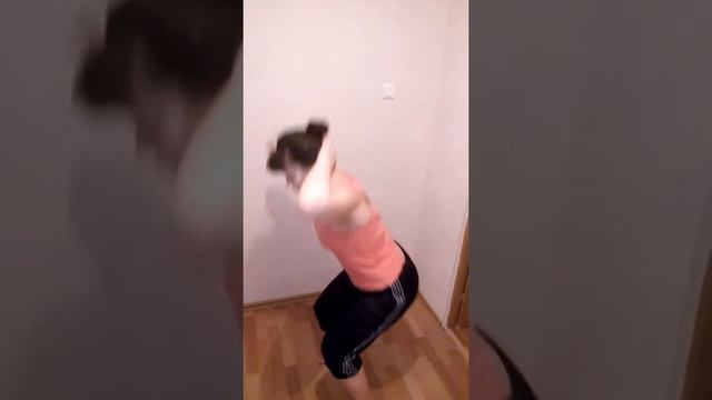 Ксения День 7. Приседания смотреть онлайн