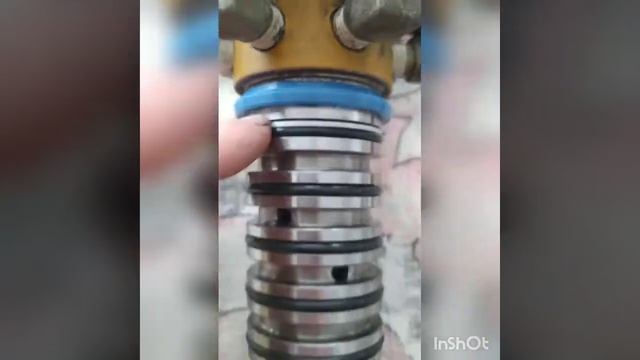 Поворотный коллектор мини-экскаватора. Ремонт, переборка