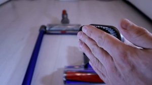 Пылесос Dyson V11. Так ли он хорош？ос Dyson V11. Так ли он хорош?