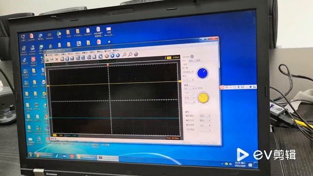Hantek2D72 connected to PC смотреть онлайн