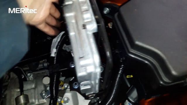Suzuki SX4 & Bronebox - видеопособие по монтажу сейфа ЭБУ #9583 смотреть онлайн