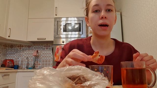 1. ПЕРЕЕЗД | Собираю вещи, лечу собаку и утопаю в делах | KURSKAYA смотреть онлайн